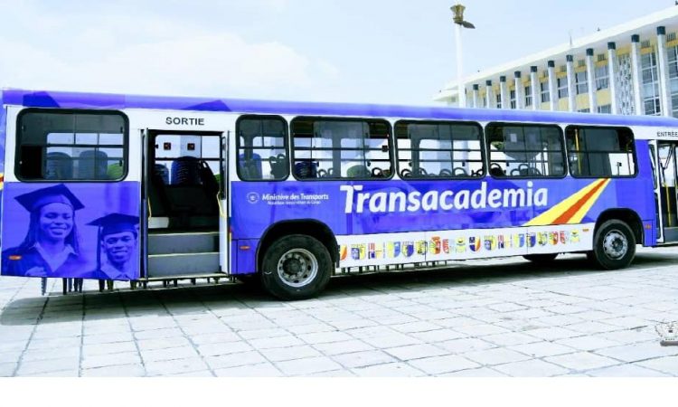 Bus Trans-Academia, RDC. Photo tiers