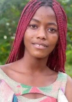 Sifa Mbonekube Glorieuse, 19 ans, étudiante en L1 LMD, Sciences Générales à l'ISTM-BUKAVU, retrouvée morte à son domicile dans la ville de Bukavu le 25 octobre 2022. Photo tiers.