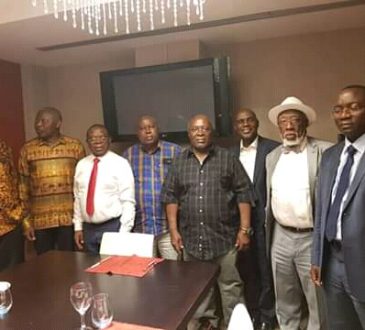 Rencontre de quelques notables du Sud-Kivu à Kinshasa. Photo crédit tiers.