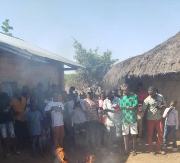 Maniema-RDC, un voleur armé "brulé mort" à Salamabila le 30 janvier 2023. Photo crédit société civile locale