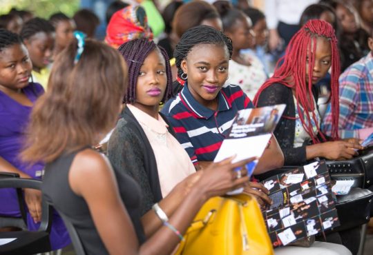Des jeunes filles impliquées au processus électoral en République démocratique du Congo. Photo crédit Studio Hirondelle RDC