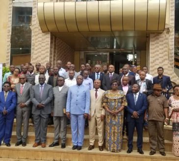 Photo de famille, atelier de renforcement des capacités entrepreneuriales en consultance internationale par CCAF, Bukavu, Hotel Panorama, 13.09.2023