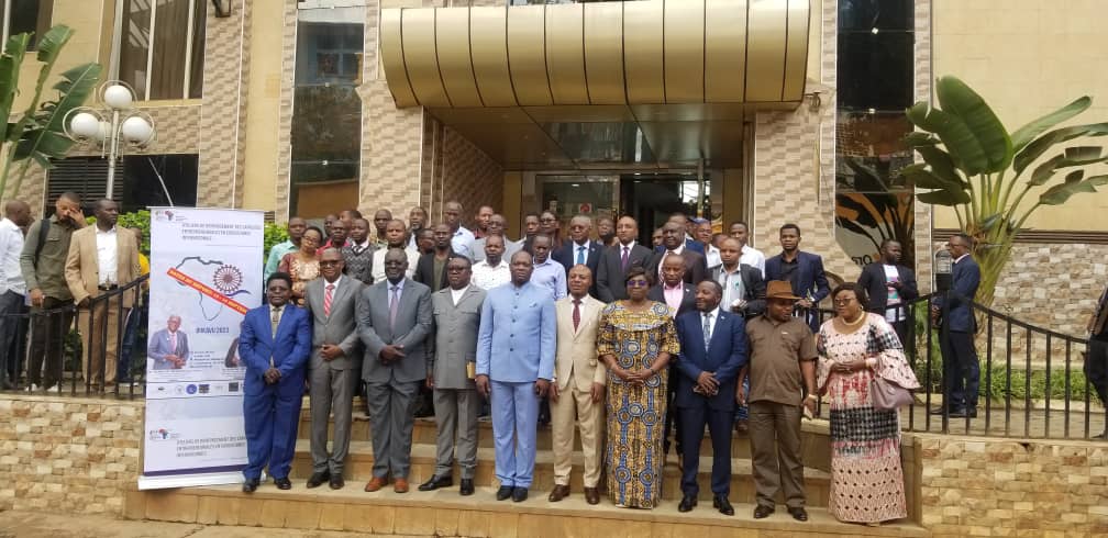 Photo de famille, atelier de renforcement des capacités entrepreneuriales en consultance internationale par CCAF, Bukavu, Hotel Panorama, 13.09.2023