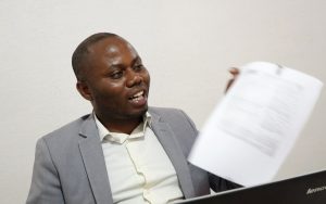 Pascal Mupenda face à la presse sur le dossier de vente de la concession Murhala à Kabare